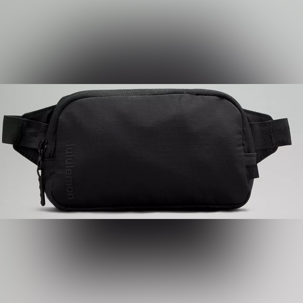 Lululemon Mini Belt Bag